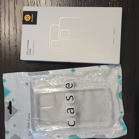 Iphone 12 pro cases - Picture 3 of 4